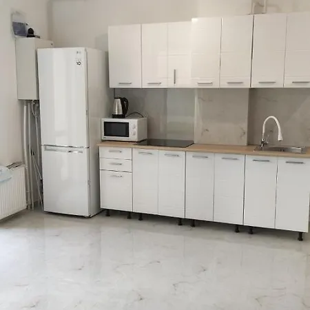 Flat Near The Sea * Οδησσός