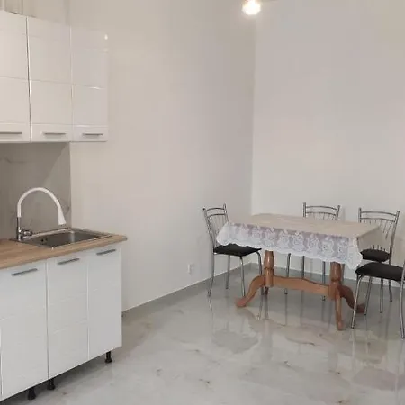 Apartment Flat Near The Sea